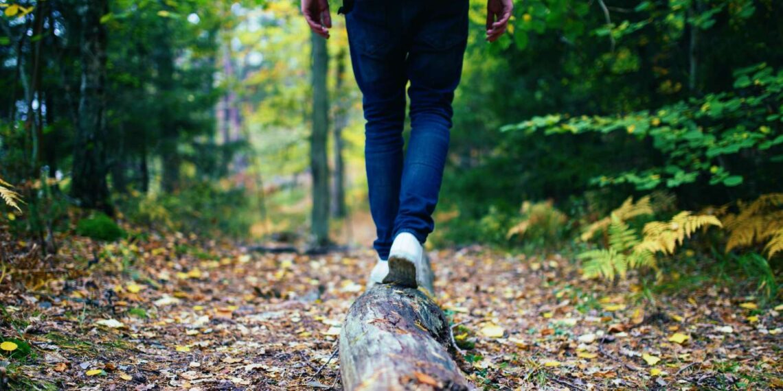 Cinci persoane au sunat la 112 pentru că s-au rătăcit în zona muntelui Rarău