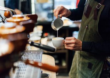 O cafenea a fost amendată cu 1.000 de euro după ce un client s-a plâns că prețul unui espresso este prea mare