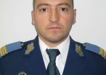 Un militar român în vârstă de 38 de ani a murit în timpul unui exercițiu de parașutare