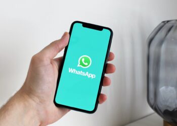Aplicația WhatsApp ar putea să nu mai funcționeze de marți pe 50 de modele de telefoane