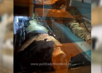 Doi afgani descoperiți ascunși într-o ambulanță trimisă din Turcia pentru Ucraina