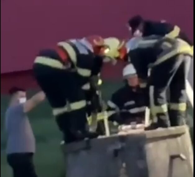 Bărbat dispărut de anul trecut, găsit mort într-o fântână dezafectată