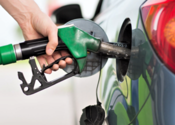 Statul român, principalul beneficiar al scumpirii carburanților: „Una dintre măsurile care ar face mult mai rău decât bine este plafonarea preţului la pompă”