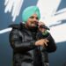 Un rapper indian, care anul trecut a intrat în politică, a fost împușcat 24 de gloanțe după un atac armat asupra mașinii sale
