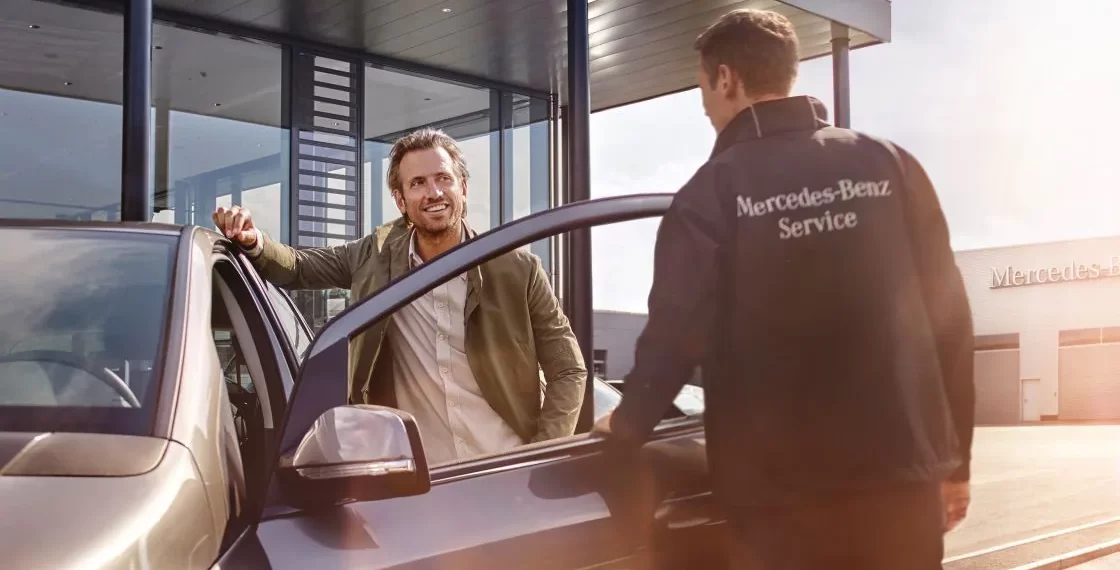 Mercedes-Benz recheamă în service circa un milion de mașini din cauza defecțiunilor la sistemul de frânare