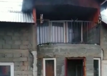 Incendiu la o gospodărie din Fântânele din cauza unei lumânări aprinse lăsată nesupravegheată