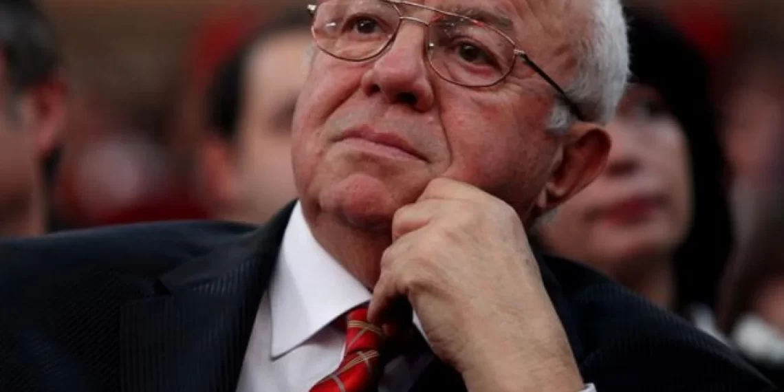 Alexandru Arşinel rămâne fără certificatul de revoluţionar. Câţi bani trebuie să returneze actorul statului