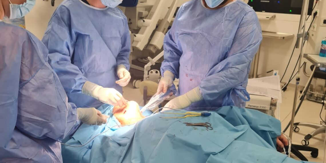 Intervenție chirurgicală în premieră la Spitalul Județean Suceava