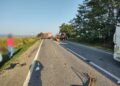 FOTO Accident rutier între un autoturism și o căruță pe raza localității Rădășeni. Doi adulți și doi minori au fost transportați la spital