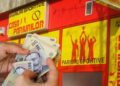 Un an de închisoare cu suspendare pentru o tânără din Dumbrăveni care și-a însușit peste 8.500 de lei din casieria unei agenții ”Casa Pariurilor” după nici o lună de muncă