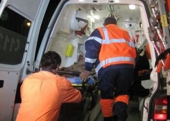 O femeie din Frasin a murit după ce a ieșit din baie, a alunecat și a căzut. Victima s-a lovit în zona coastelor