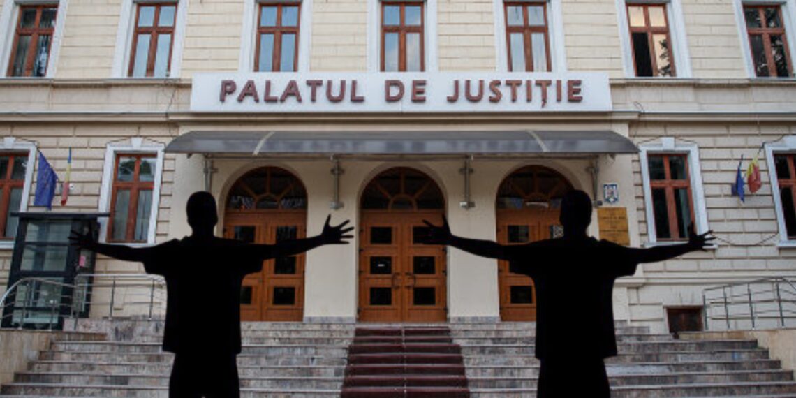 Agresorii unui tânăr au scăpat cu mâinile curate după ce victima și-a retras plângerea, după aproape șase ani de la noaptea în care i-a fost ruptă mandibula în bătaie