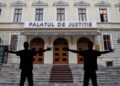 Agresorii unui tânăr au scăpat cu mâinile curate după ce victima și-a retras plângerea, după aproape șase ani de la noaptea în care i-a fost ruptă mandibula în bătaie