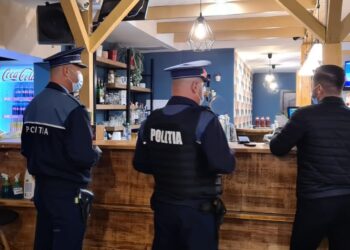 15 pensiuni din zona Gura Humorului și Vatra Moldoviței au fost amendate cu 39.700 de lei. A fost confiscată suma de 1.280 de lei