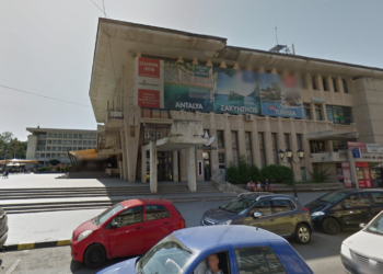 Primăria Suceava a emis certificatul de urbanism în vederea obținerii autorizației de construire pentru schimbarea destinației a 200 de metri pătrați din demisolul Casei de Cultură Suceava în bar și club de noapte