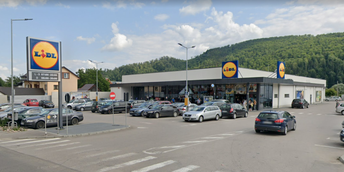 Opt luni de închisoare cu suspendare pentru un individ care a încercat să fure alimente și băuturi alcoolice dintr-un magazin Lidl