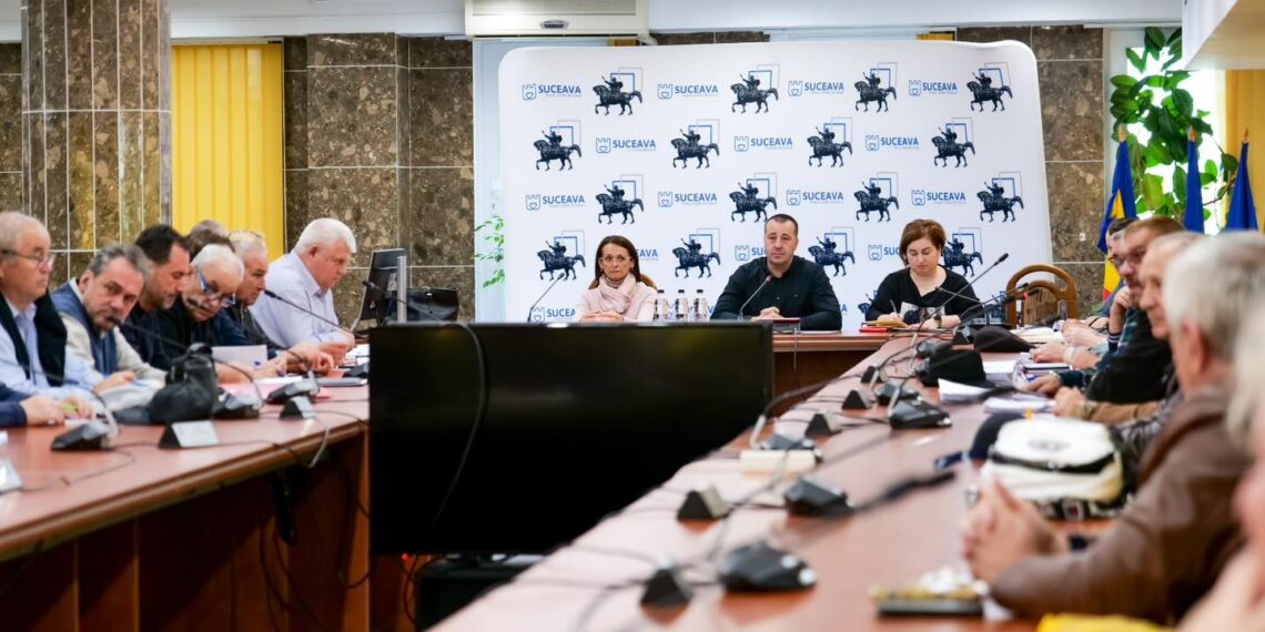 Lucian Harșovschi: ”Am discutat cu reprezentanții asociațiilor de proprietari din Suceava despre ajutorul acordat pentru încălzirea locuinței și suplimentul pentru energie în sezonul rece”