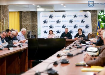 Lucian Harșovschi: ”Am discutat cu reprezentanții asociațiilor de proprietari din Suceava despre ajutorul acordat pentru încălzirea locuinței și suplimentul pentru energie în sezonul rece”