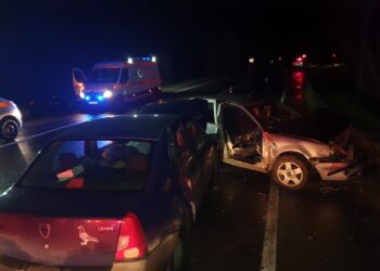 FOTO Accident rutier pe raza localității Păltinoasa. Trei persoane au fost rănite