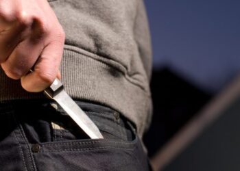 Polițiștii au identificat un tânăr care avea asupra sa un briceag, la evenimentul ”Seara Liceenilor” din Câmpulung Moldovenesc