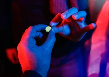 Membrii unei grupări de traficanți de ecstasy din județul Suceava și-au aflat primele pedepse