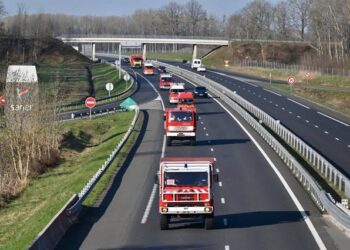 Cele peste 1.000 de tone de bunuri donate de Franța Ucrainei vor începe să ajungă la HUB-ul european de la Suceava sâmbătă seară