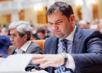 Ministrul Dezvoltării a semnat cinci contracte finanțate prin Componenta 5 – Valul renovării prin PNRR, ce vizează județul Suceava