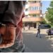 Un scandalagiu din George Enescu a fost încătușat și dus la Secția de Psihiatrie Burdujeni după ce s-a luat la ceartă cu vecinii