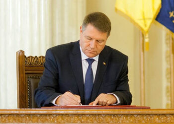 Klaus Iohannis a semnat decretul de eliberare din funcție a unui procuror din cadrul Parchetului de pe lângă Tribunalul Suceava