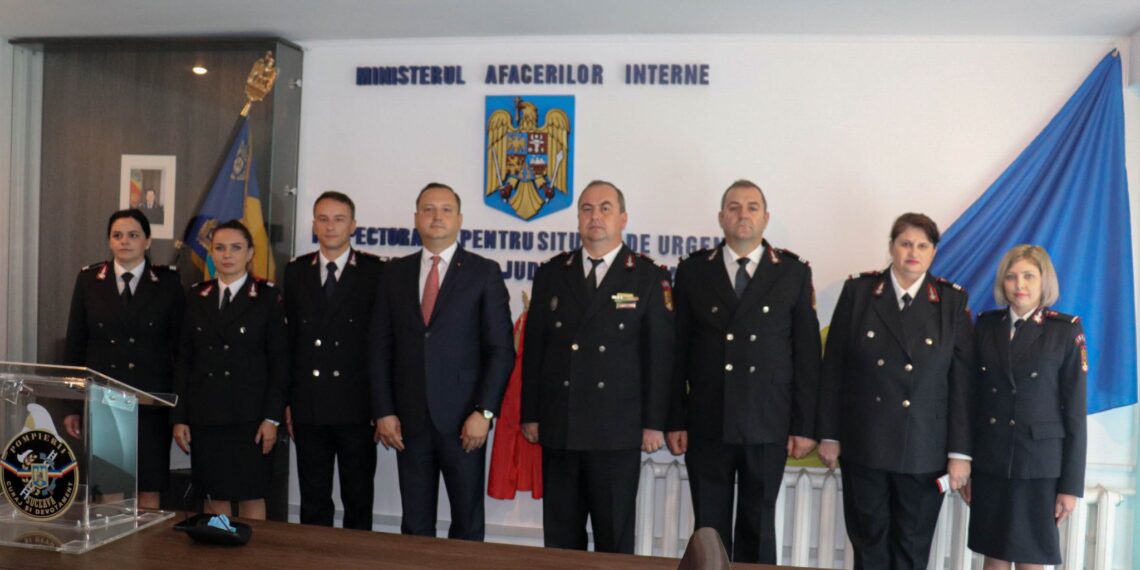 Șase subofițeri din cadrul ISU Suceava au fost promovați în corpul ofițerilor