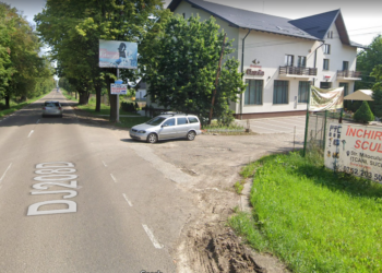 Accident rutier între trei șoferițe, în fața restaurantului ”Claudia” din Suceava