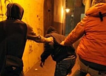 Tâlharii care aproape l-au omorât în bătaie pe un bărbat pe o terasă din Calafindești și-au aflat pedepsele. Unul a primit închisoare cu executare, iar celălalt închisoare cu suspendare