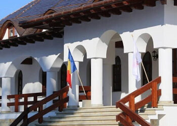 Arhiepiscopia Sucevei și Rădăuților angajează un asistent social