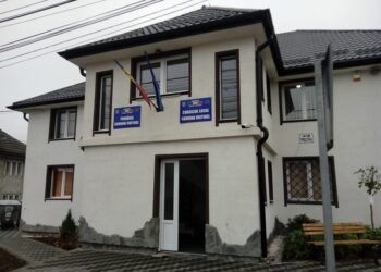 Primăria Voitinel plătește circa 150.000 de euro pentru a branșa zona Pietroasa la apă potabilă și canalizare