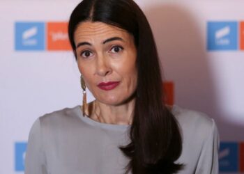 ANI o acuză pe Clotilde Armand, primarul Sectorului 1, de incompatibilitate. Aceasta s-ar fi numit pe sine managerul unui proiect finanțat din fonduri europene