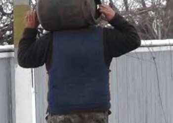 Închisoare cu suspendare pentru doi indivizi care au furat patru butelii de aragaz