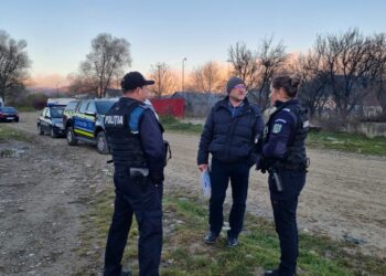 FOTO Polițiștii au împărțit amenzi în valoare de circa 18.000 de lei la târgul din Gura Humorului