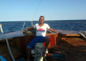 Patronul de baruri care și-a transformat angajatele în sclave sexuale a scăpat basma curată. Acesta avea o colecție de filmări cu el în timp ce batjocorea tinerele