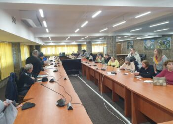 Primăria Suceava oferă câte 25.000 de lei proprietarilor locuințelor avariate în urma exploziei devastatoare din Burdujeni