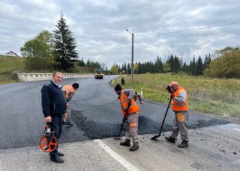 Ministerul Dezvoltării finanțează cu peste 63 de milioane de lei modernizarea mai multor drumuri din Suceava. Gheorghe Flutur: ”Închidem anul cu vești foarte bune”