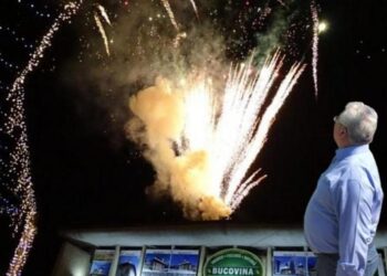 Primăria Suceava plătește peste 10.000 de euro pentru artificiile din centrul orașului, din seara de Revelion