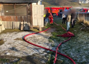 Tragedie în Sucevița, din cauza unei țigări nestinse. Un bărbat a fost găsit carbonizat într-o casă din Voievodeasa