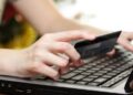 Polițiștii recomandă atenție sporită la cumpărăturile online