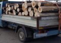 Polițiștii suceveni au depistat două transporturi ilegale de material lemnos, care transportau în total 7,78 metri cubi de lemne