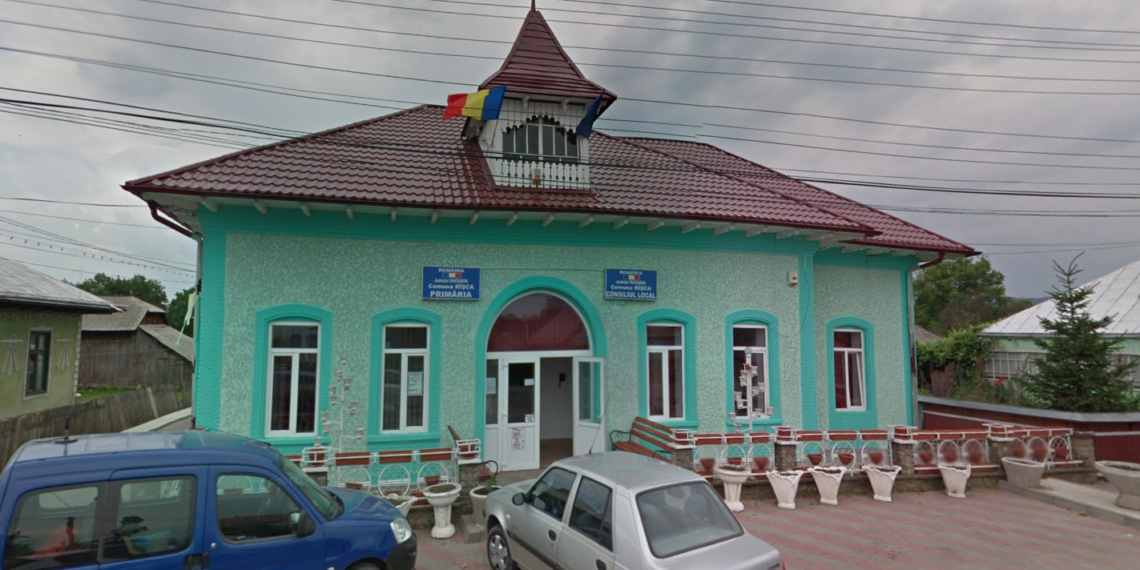 Primăria Râșca plătește peste 215.000 de euro pentru a asfalta cinci străzi din comună