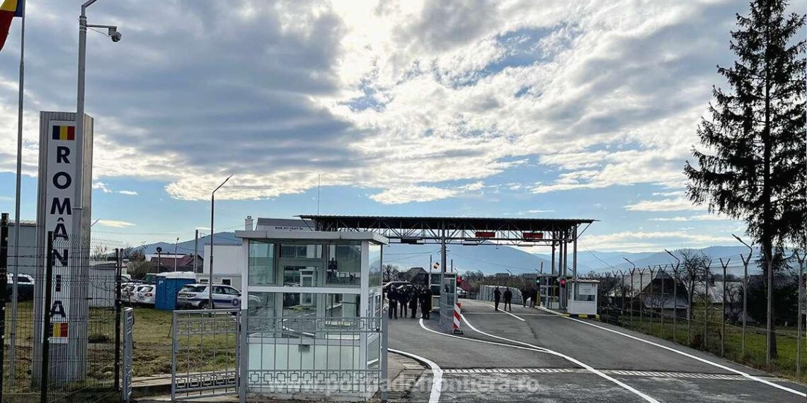 Un ucrainean a încearcat să treacă prin PTF Vicovu de Sus cu un permis fals. Bărbatul susține că l-a cumpărat de pe internet, cu 150 de dolari