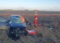VIDEO Accident rutier pe raza localității Dumbrăveni, provocat de un bătrân din Botoșani care a pătruns pe contrasens. Trei persoane au fost rănite