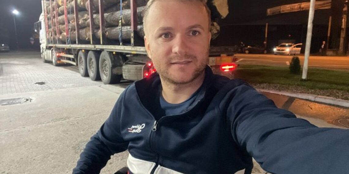 Activistul de mediu Daniel Bodnar, spaima transportatorilor ilegali de material lemnos, a fost invitat la o discuție cu prefectul Sucevei, președintele CJ, și șefii IPJ, IJJ și ai Gărzii Forestiere și Direcției Silvice