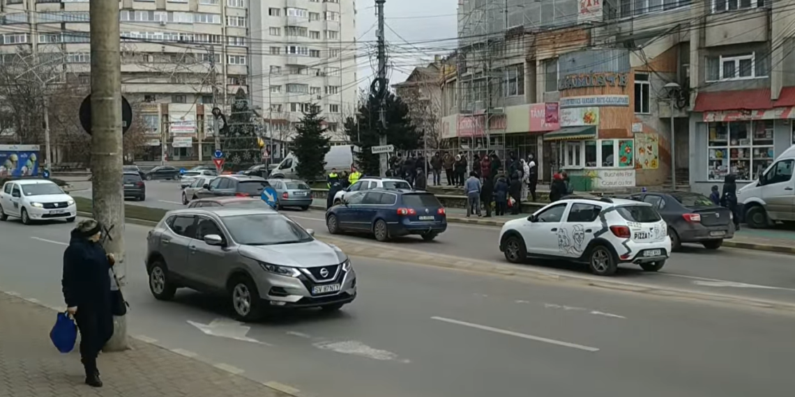 Un fost polițist a murit la volanul unui autoturism, în apropiere de sensul giratoriu din Burdujeni