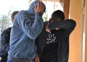Indivizii care au încercată să tâlhărească un bătrân de 84 de ani și-au aflat pedepsele. Victima a luat în mâini un topor și i-a fugărit pe tâlhari